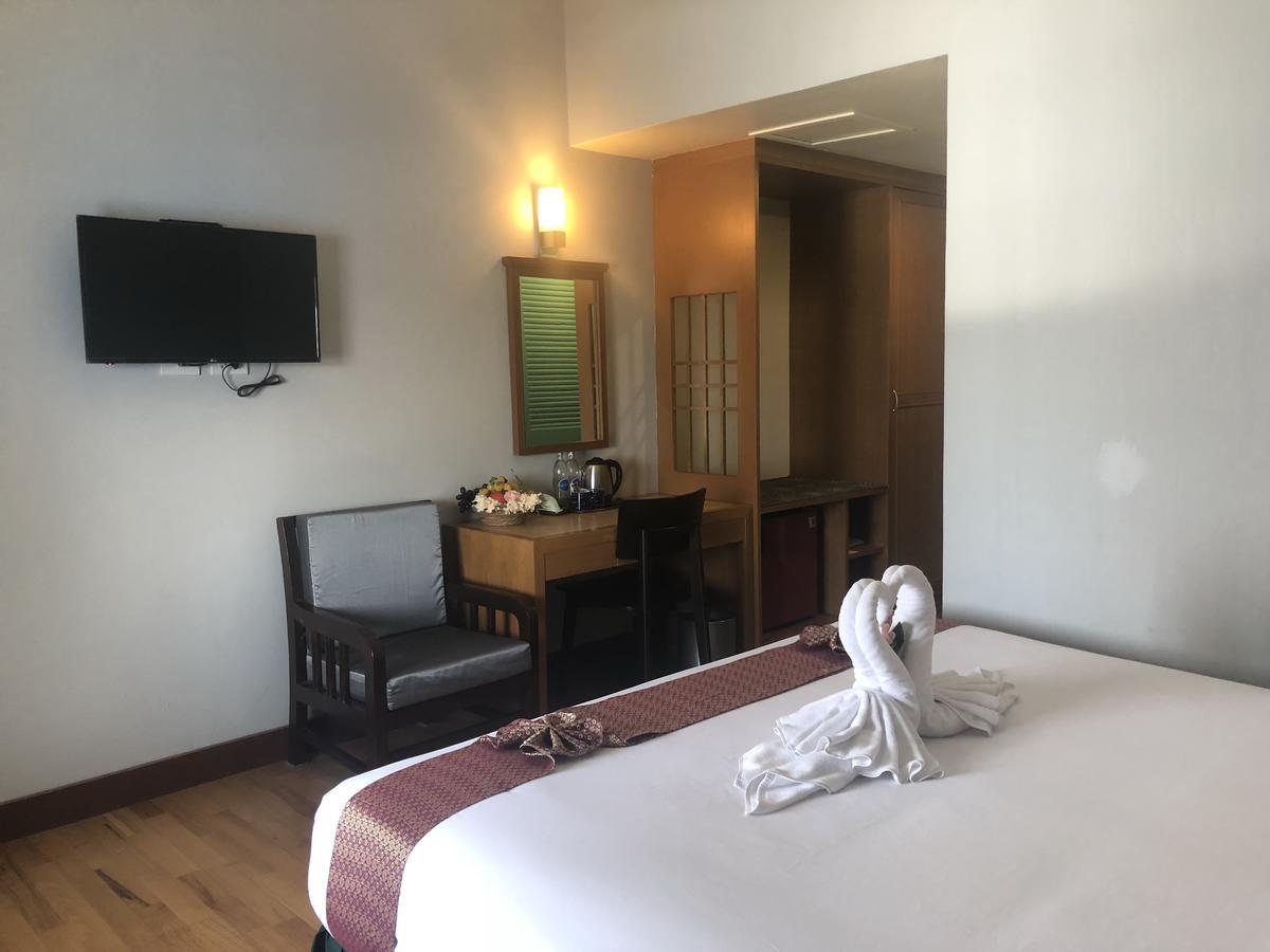 D-One Hotel Hat Yai Esterno foto