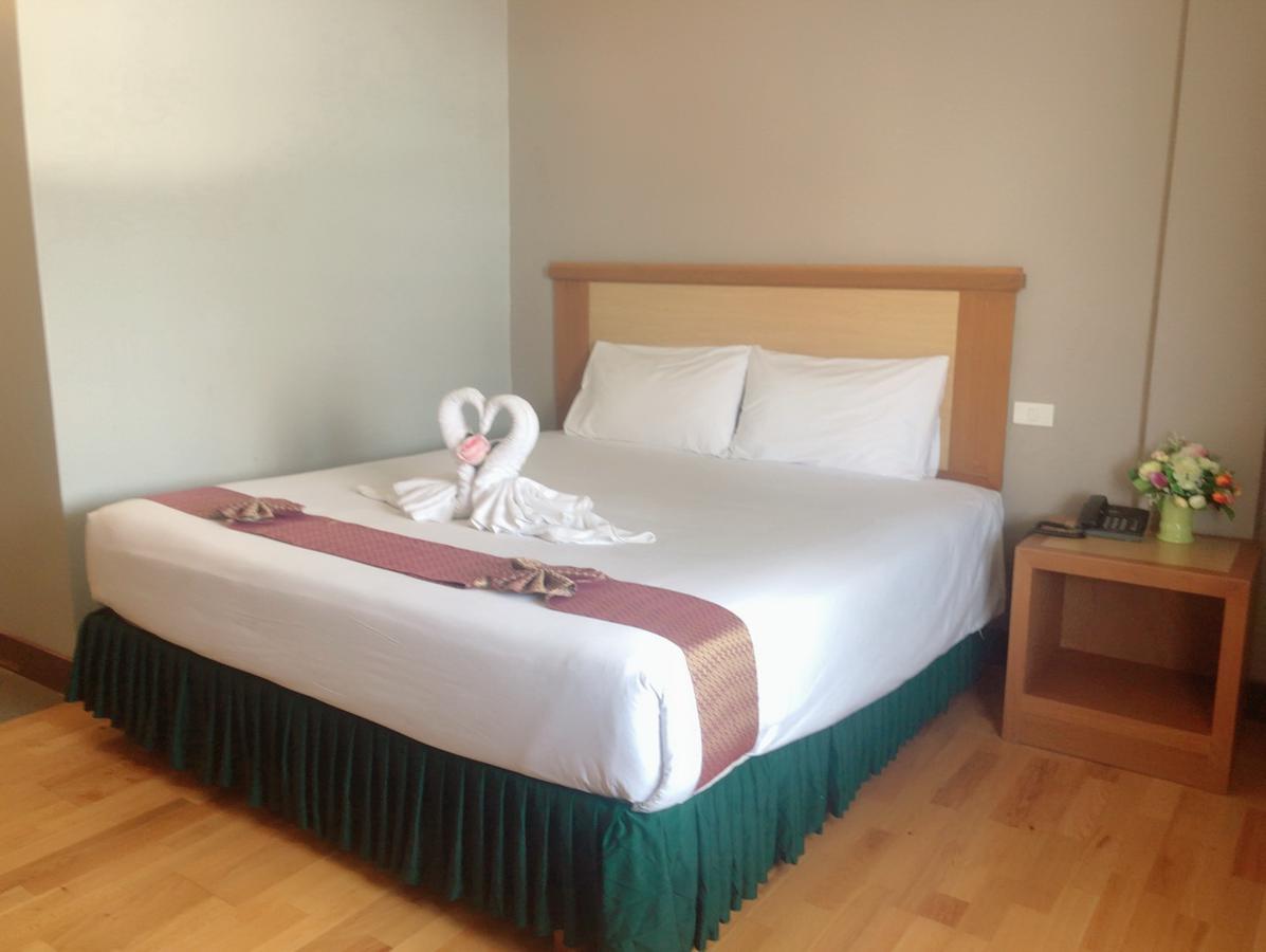D-One Hotel Hat Yai Esterno foto