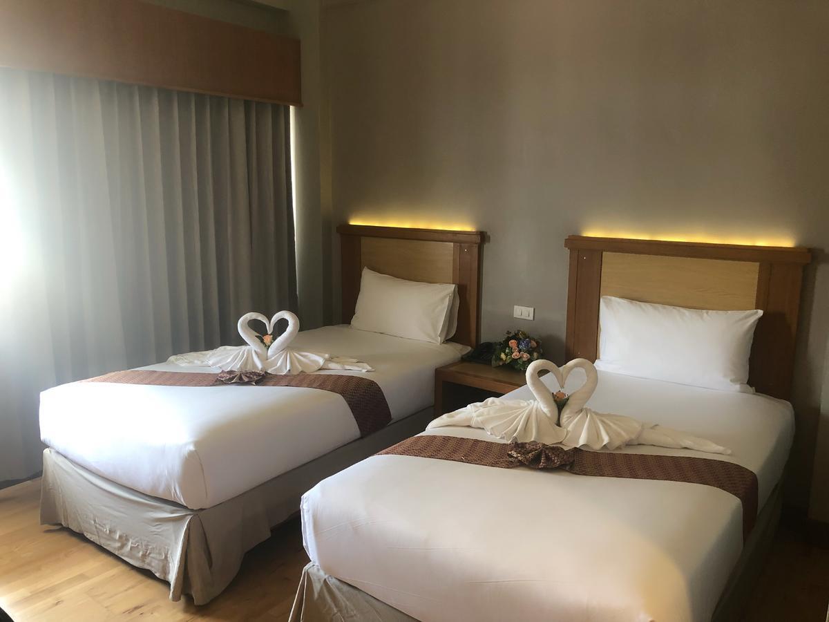 D-One Hotel Hat Yai Esterno foto