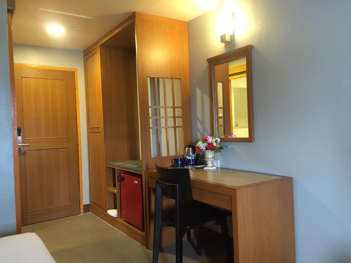 D-One Hotel Hat Yai Esterno foto